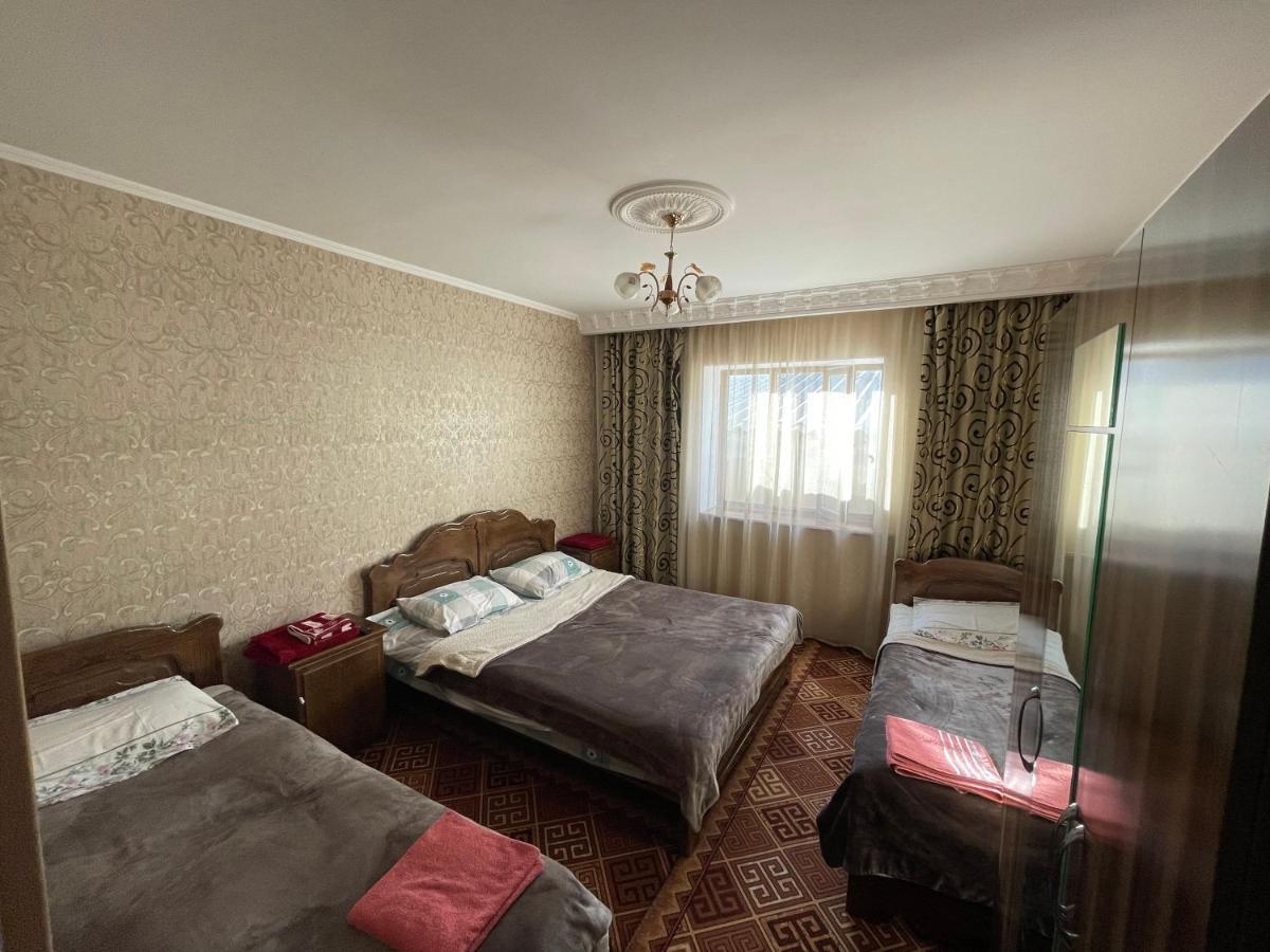 Guest House Eles Каракол Екстериор снимка